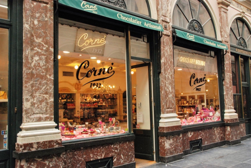 patisserie-ST MARTIN VESUBIE-min_chocolate_chocolaterie_shop_luxury_chic_gallery_brussels_belgium-558146